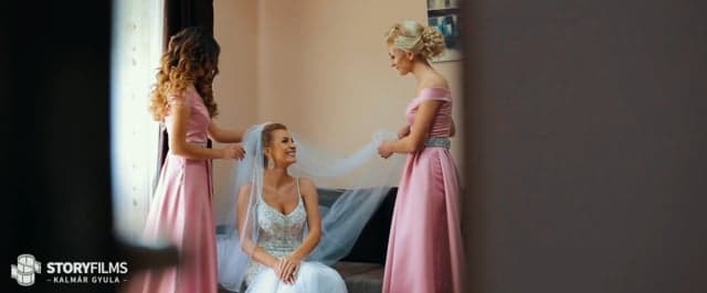 Videoclip de Story Films / Kalmar Gyula la Esedra