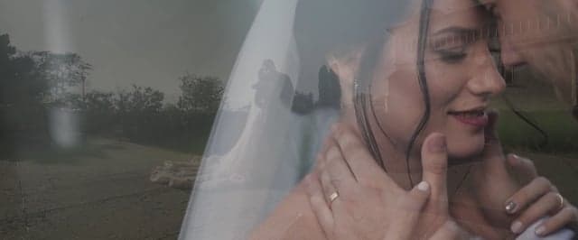 Videoclip de Adriana &amp; Dragos Pascal - Foto&amp;Film la Biserica Banu