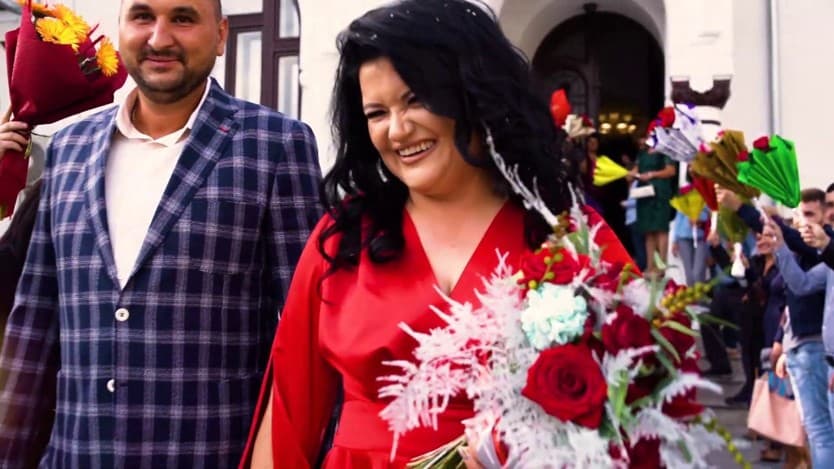 Videoclip de Beautiful Day la Papillon