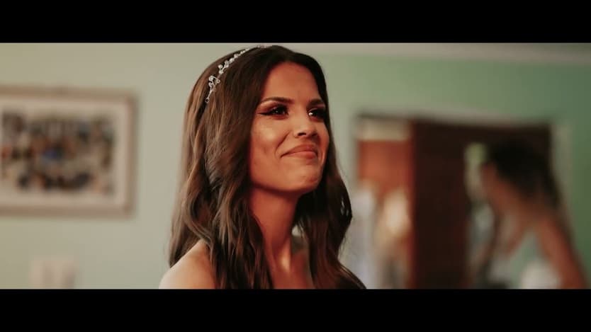 Videoclip de PARIS FILMS la Podu' cu lanturi