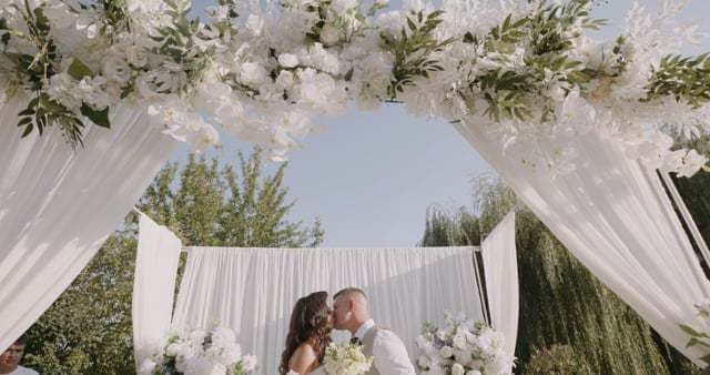 La Nea Vasile - locatie pentru nunti in Runcu, Gorj