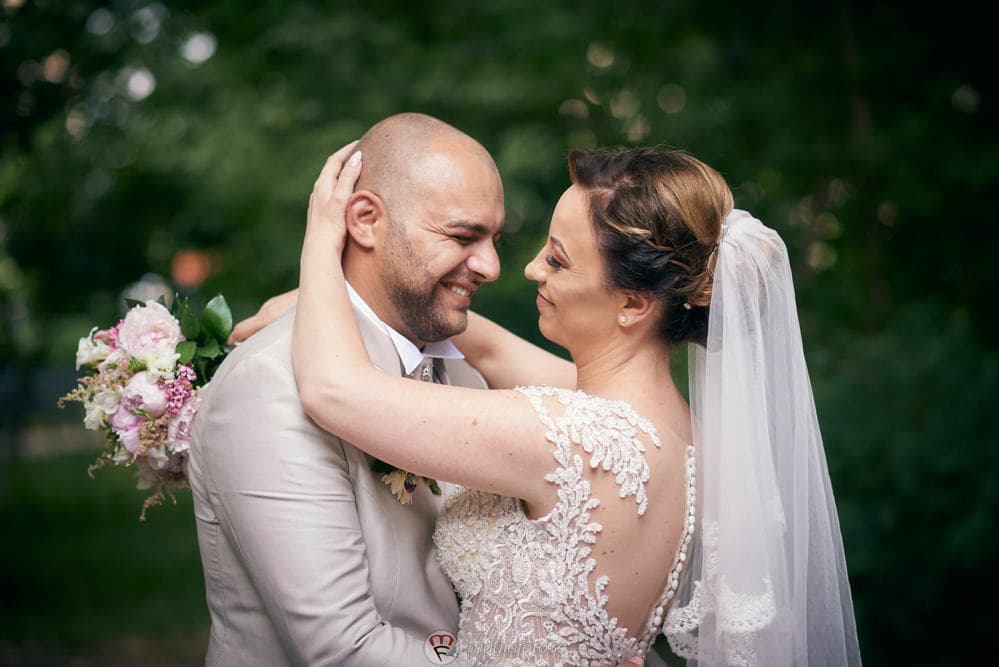 Roxana și Marian - Fotografii de Magiafoto