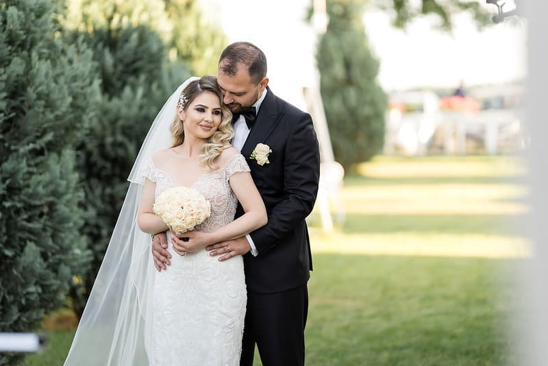 Vivien &amp; Cristi - Fotografii de Creative Light 