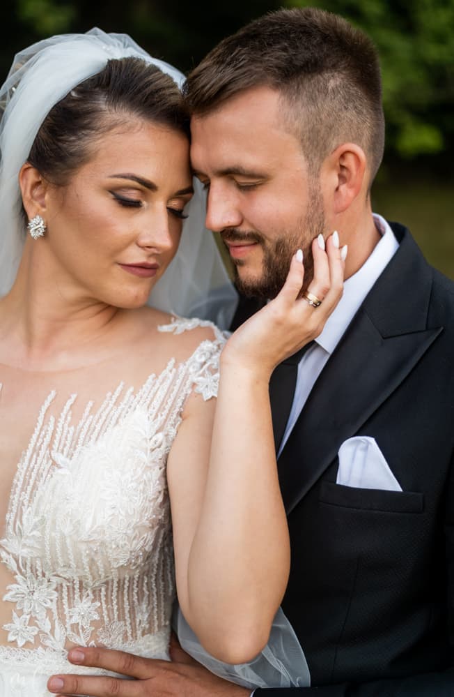 Peter &amp; Dora - Fotografii de Mark Fazakas 