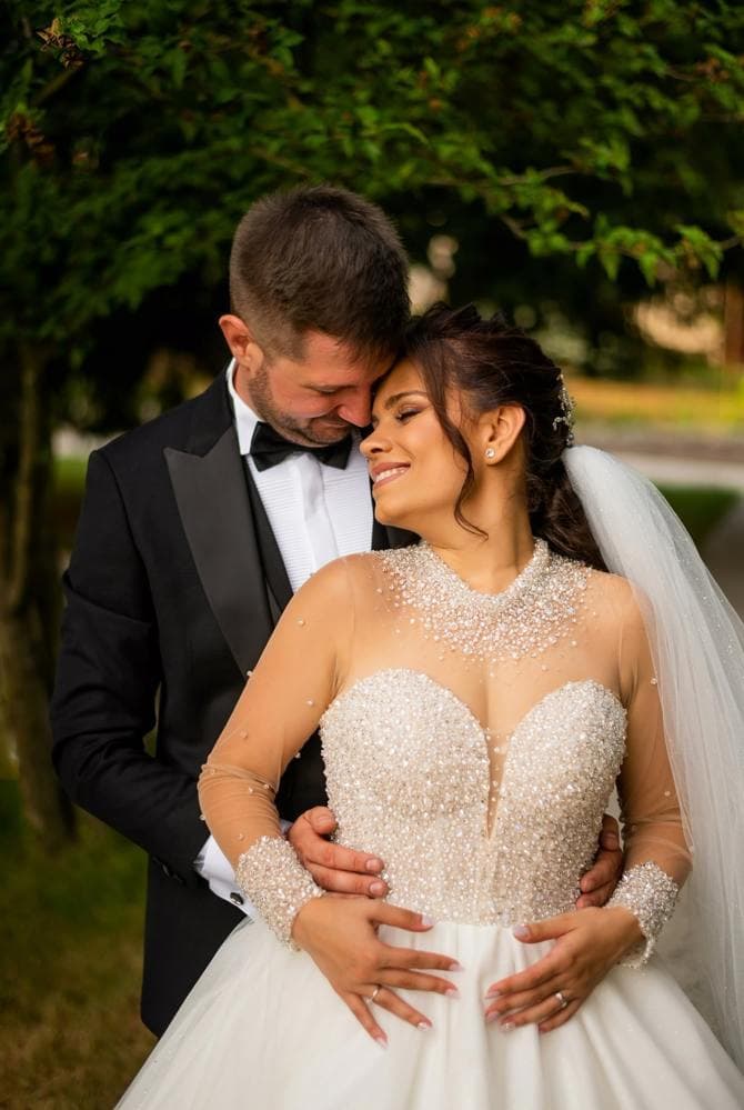 Peter &amp; Dora - Fotografii de Mark Fazakas 