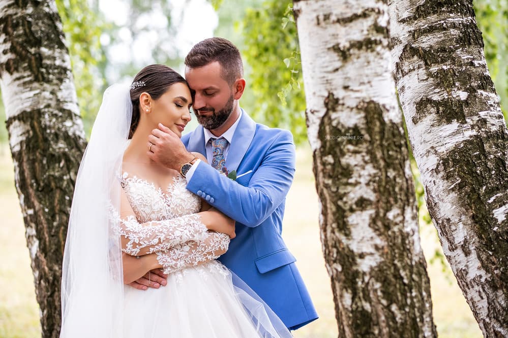 Geanina &amp; Adrian - Fotografii de Studio Infinie