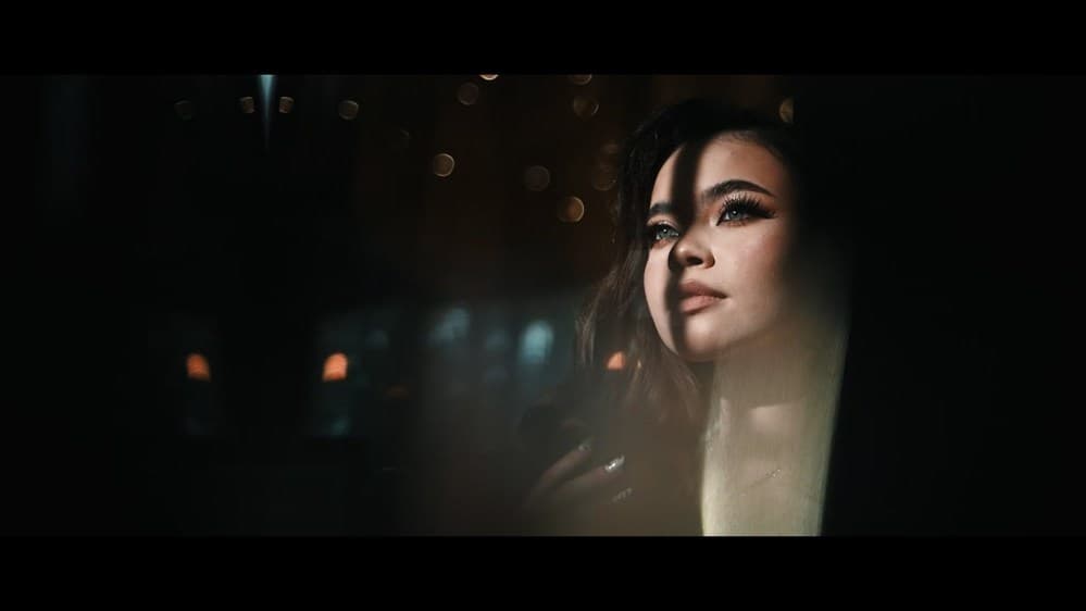 Evelina - Fotografii de Tiberiu Iaszfalvi