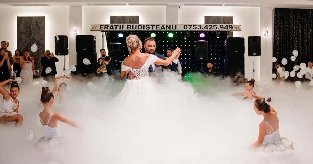 Ana-Maria &amp; Sebi - Fotografii de Raw Studio