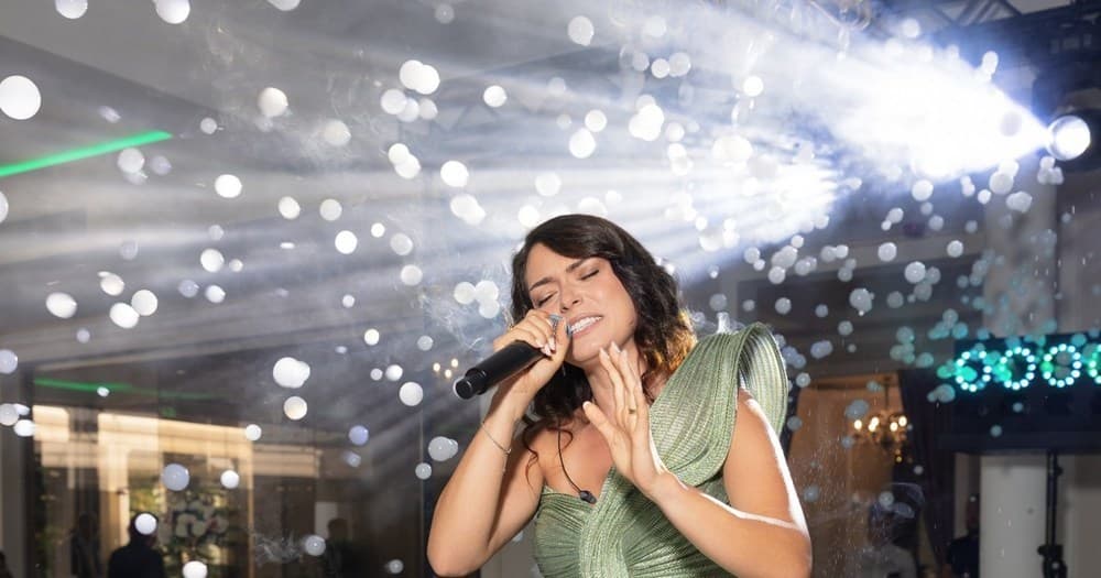 Camelia Crisan - Fotografii de Carla Bresan