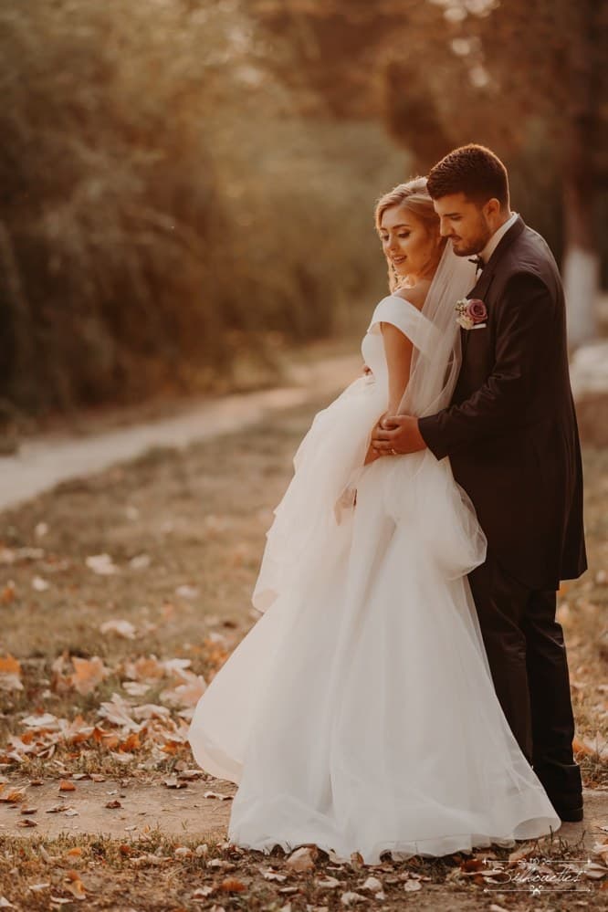 Mirela &amp; Andrei - Fotografii de Silhouettes Photography