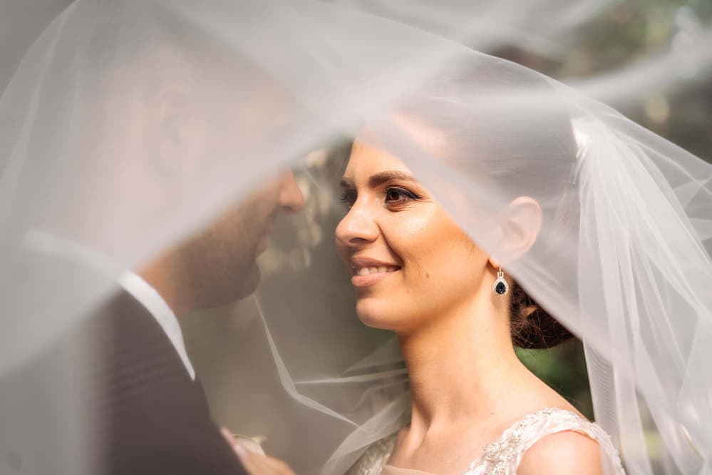 Marilena si Cosmin - Fotografii de Studio Pozici