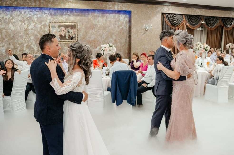 Alina &amp; Ionut - Fotografii de Raw Studio