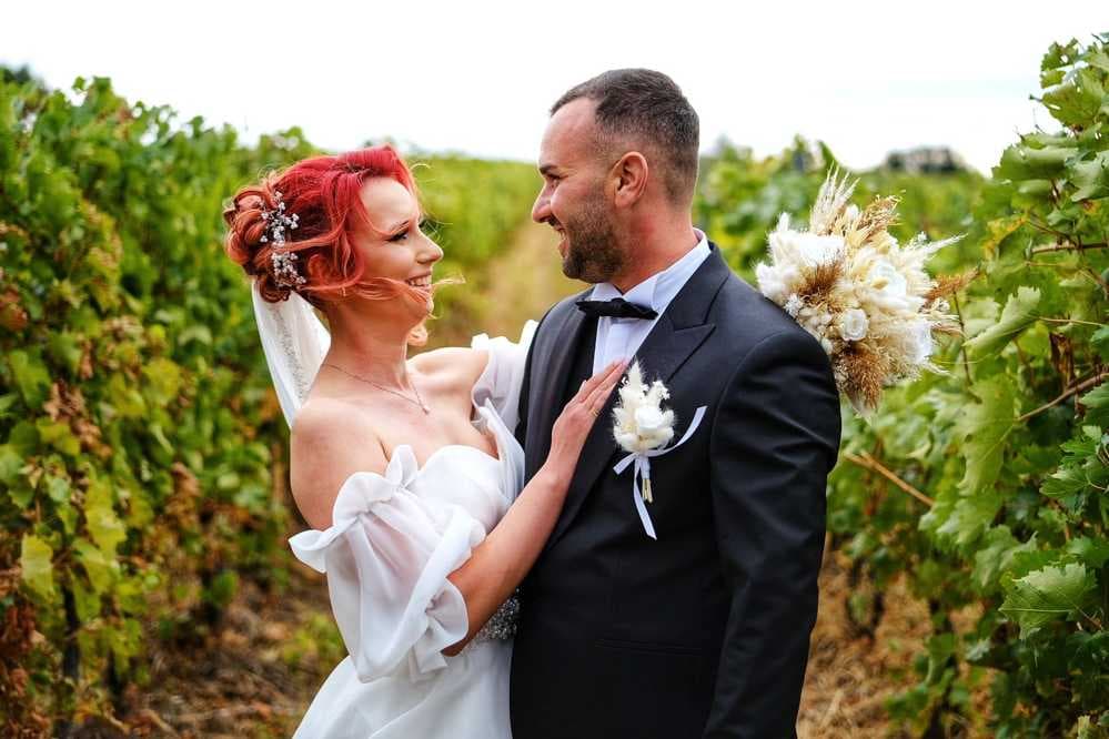 Elena &amp; Adrian - Fotografii de Raul Necula (R&amp;R Creating Memories)