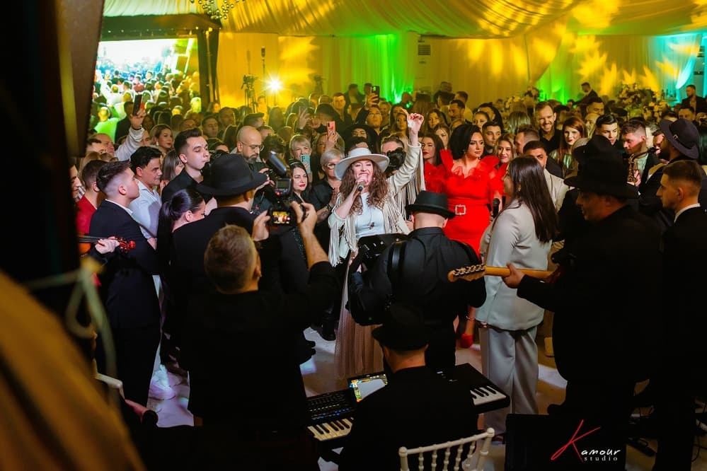 Revelionul artistilor - Fotografii de Kamour Studio