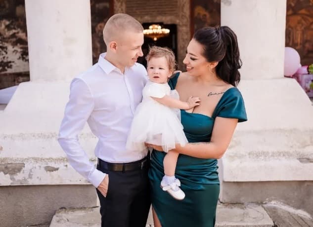 Ana și Dalenthino - Fotografii de Fempireal Photography 