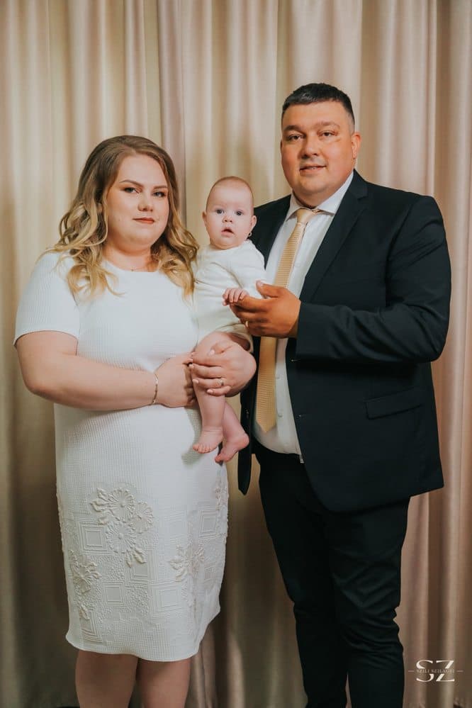 Milla keresztelője - Fotografii de Szilágyi Szilárd