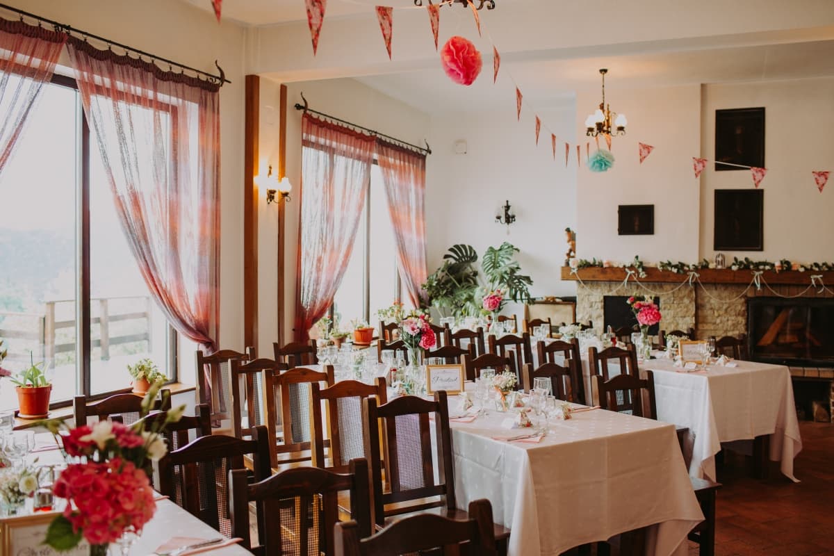 Cetatea Carului - locatie pentru nunti in Drumul Carului, Brașov