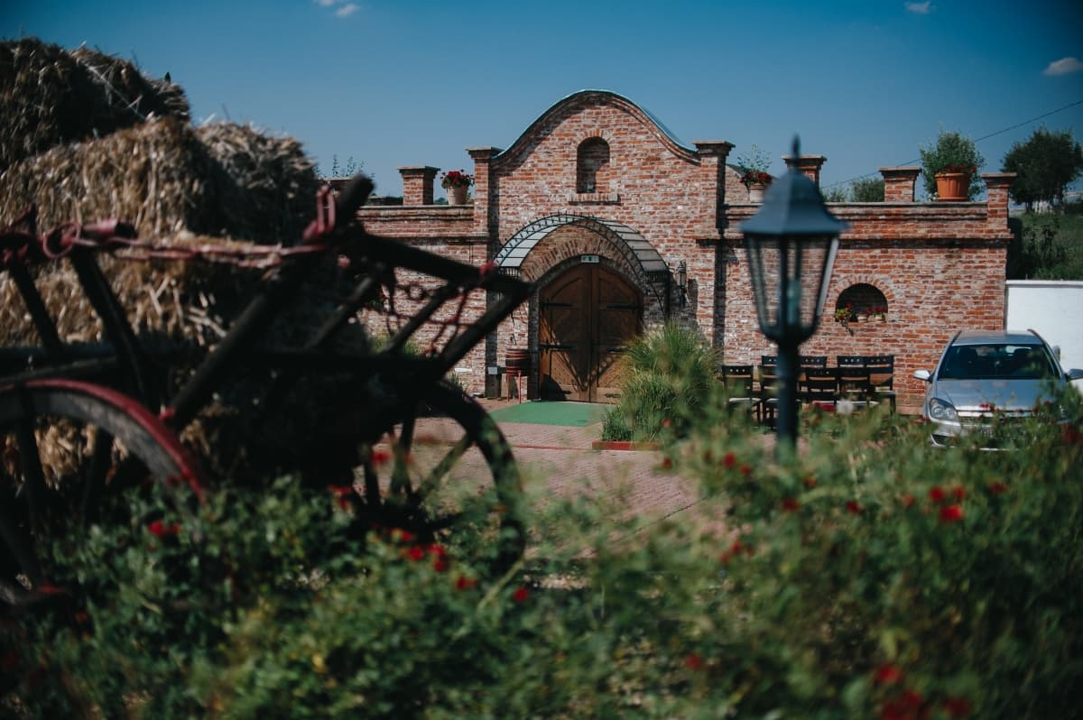 Hanul Pescarilor - Crama Medievala - locatie pentru nunti in Bihor