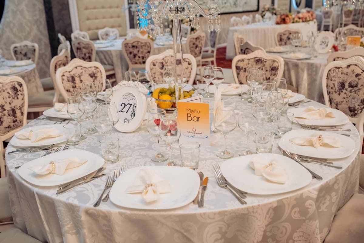 PSG Ballroom - locatie pentru nunti in Slatina, Olt