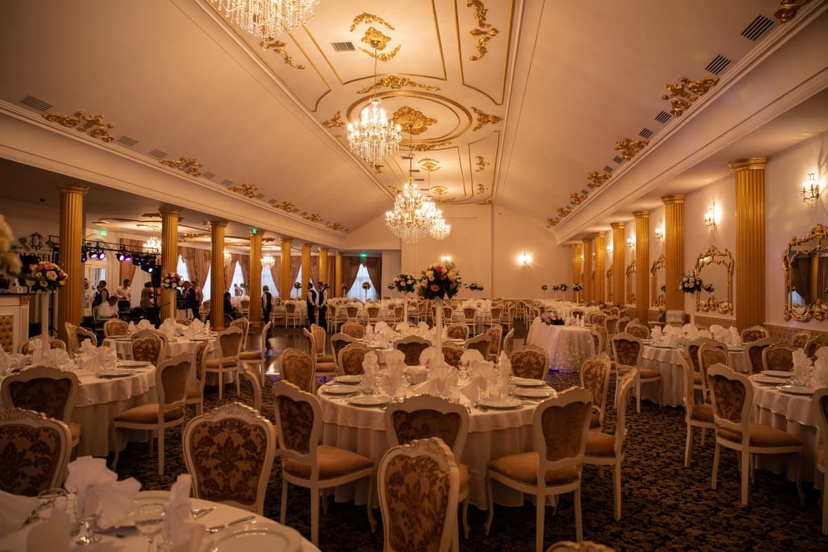 Coloseum - locatie pentru nunti in Oradea, Bihor