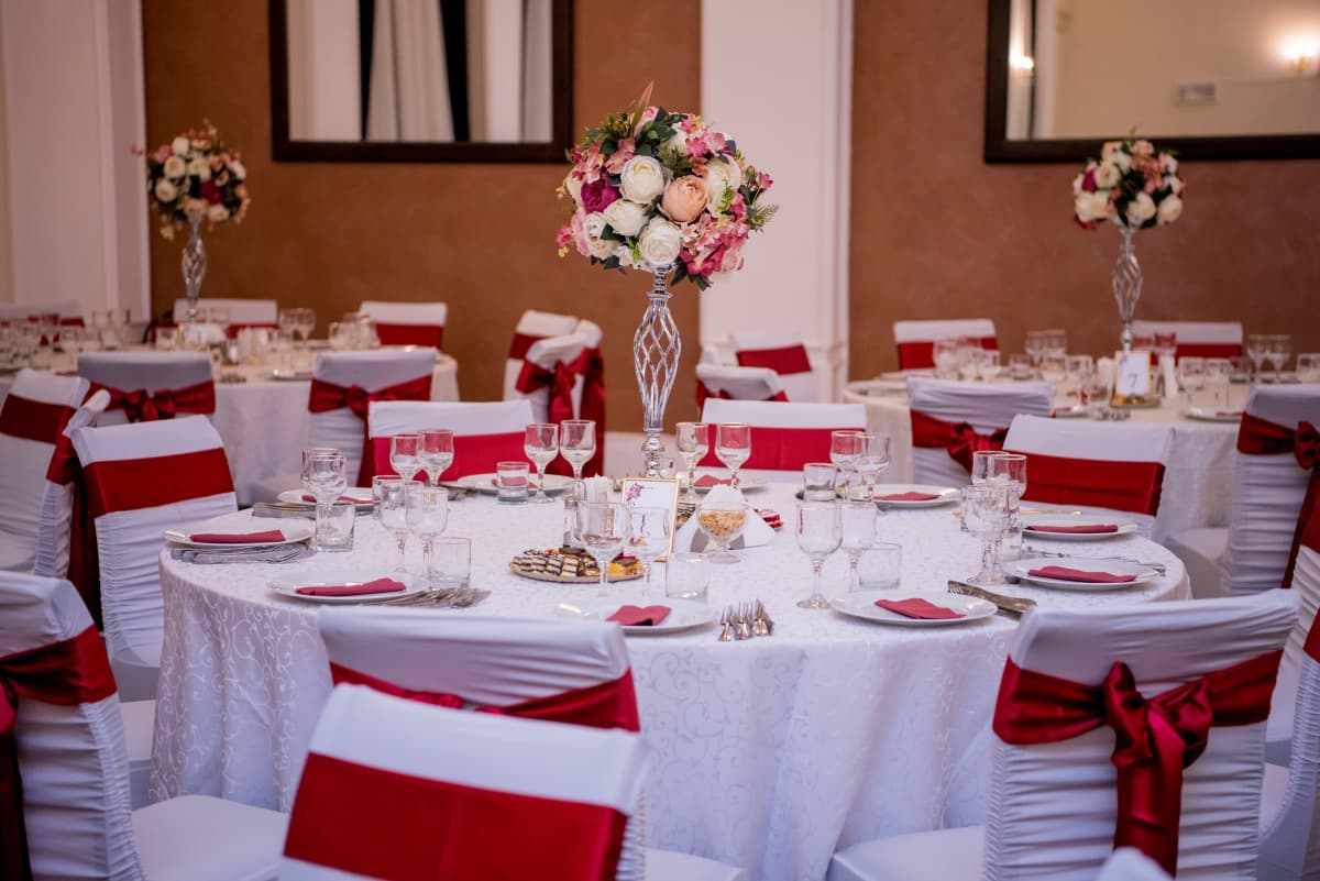 Restaurant Aerostar - locatie pentru nunti in Bacău, Bacău