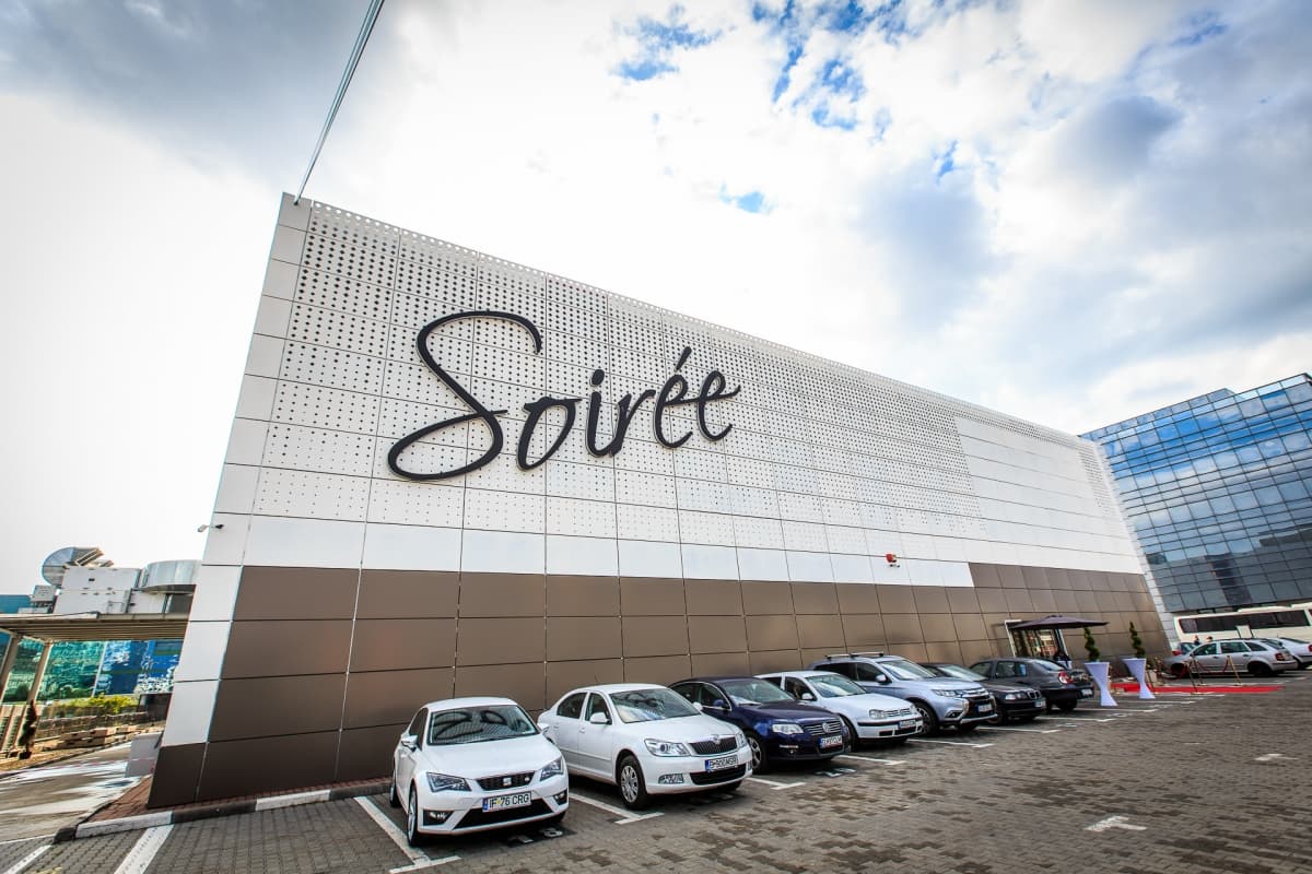 Fotografie de Mihai Zaharia Photography la Soiree Exclusive Venue