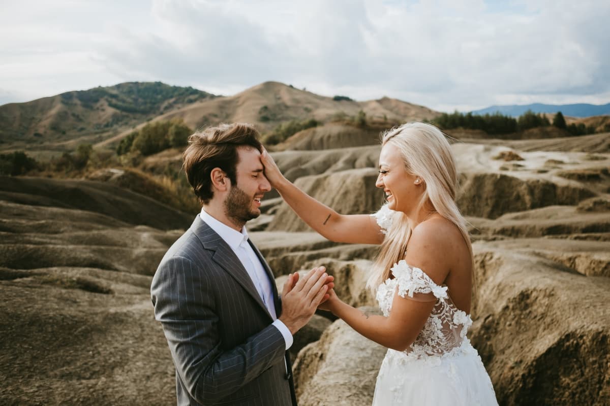 Vulcanii Noroiosi - locatie pentru nunti in Berca, Buzău