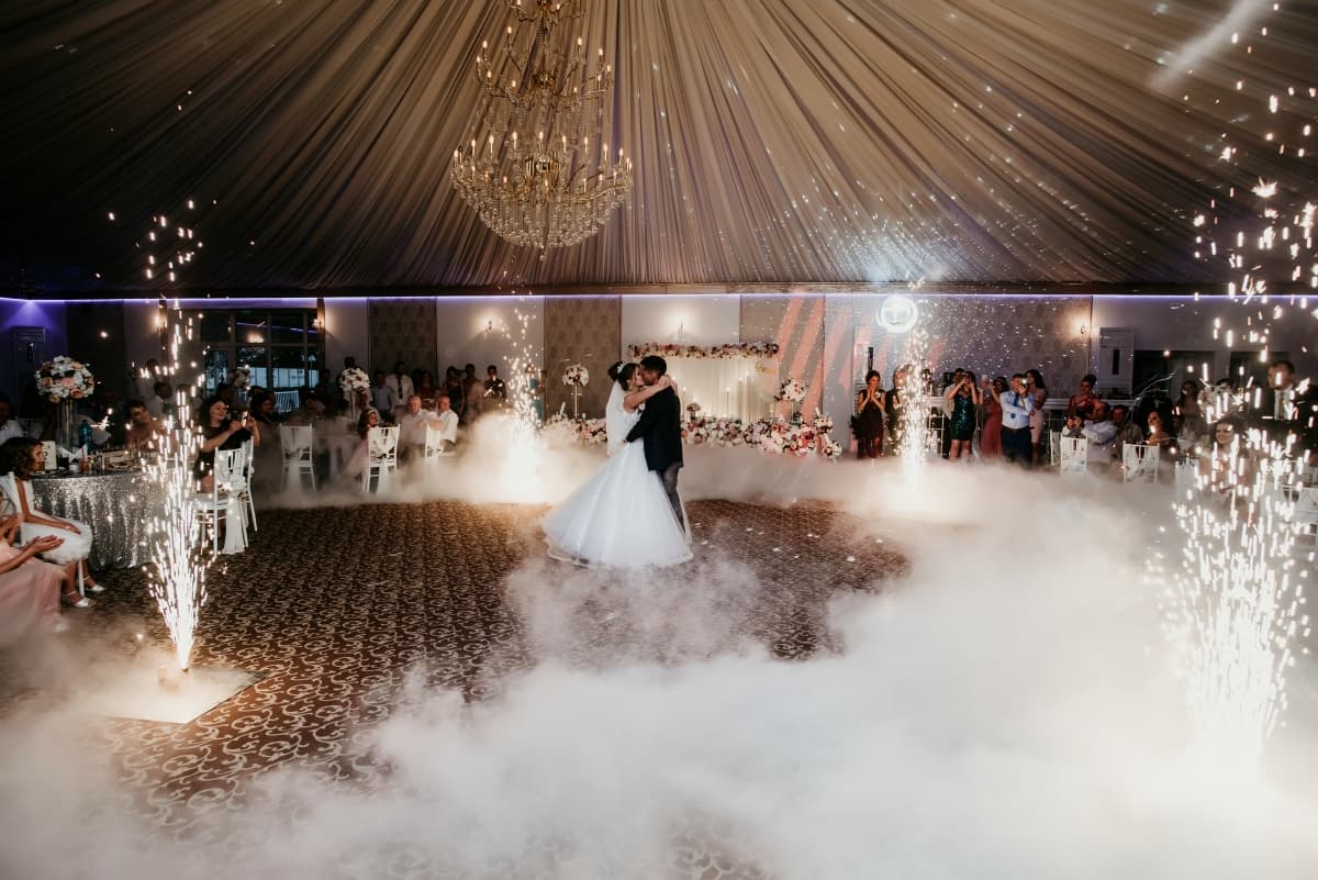 Fotografie de Slagian Peiovici la Confort Ballroom