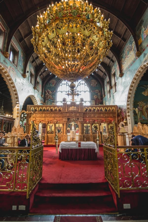 Fotografie de Florin Weddings la St John The Baptist Greek Orthodox Church