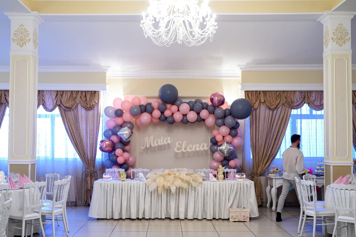 Fotografie de Norbert Gubincsik la Hotel Arizona