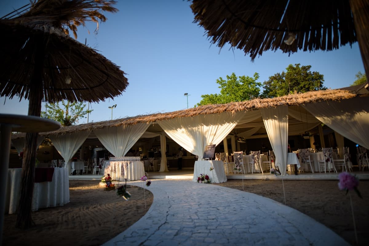 Fotografie de Adi Hadade  la No Name - Sala Evenimente