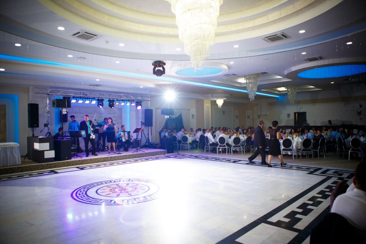 Fotografie de Vision Photography By Geo Dolofan la Apulum Events