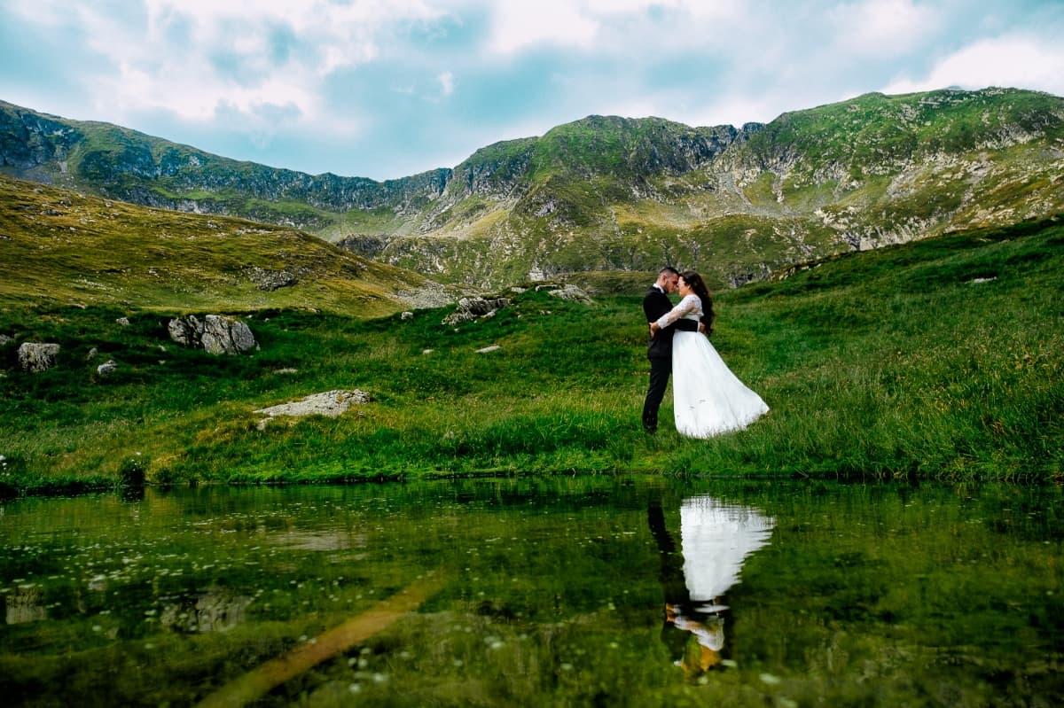 Varful Moldoveanu - locatie pentru nunti in Argeș