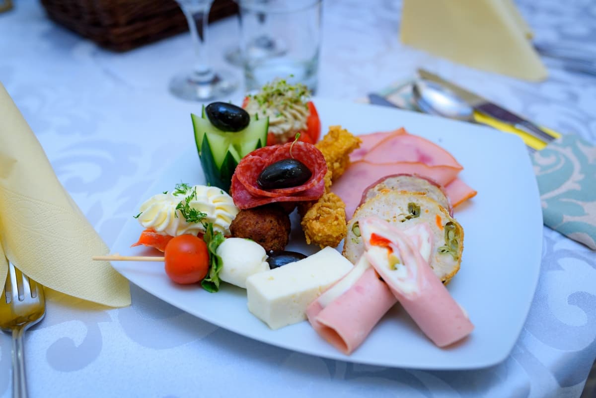 Restaurant Subcetate  - locatie pentru nunti in Arad, Arad