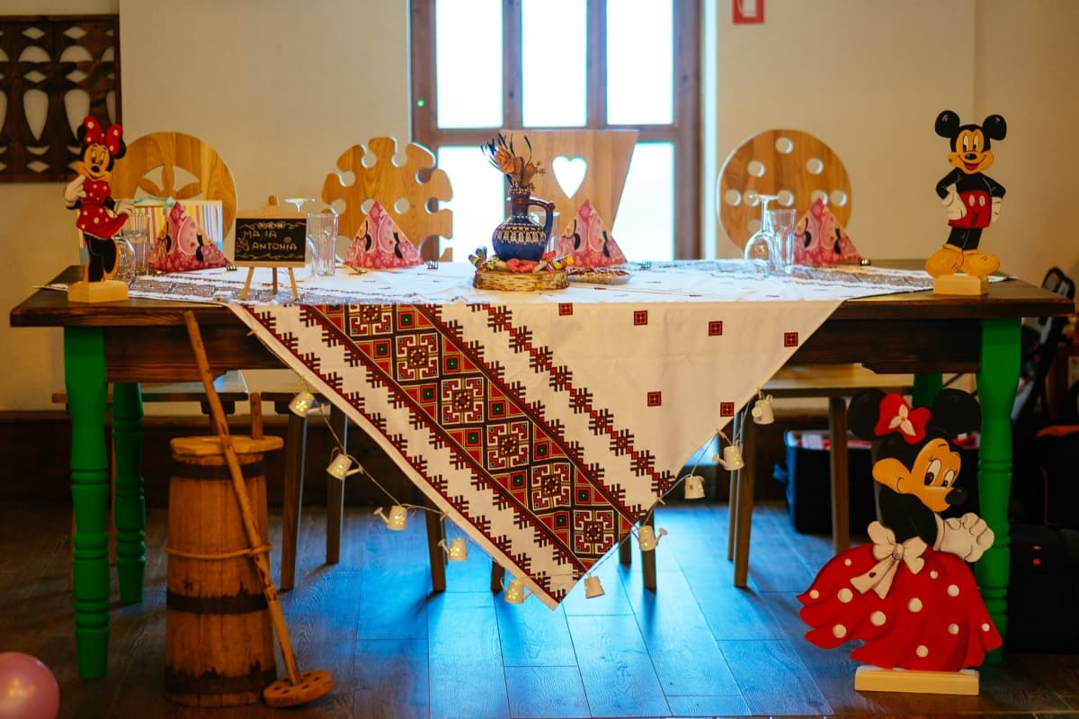 Fotografie de Vision Photography By Geo Dolofan la Hanul Traditional Muscelean