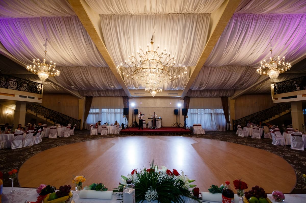 River Park Events Dragasani - locatie pentru nunti in Drăgășani, Vâlcea
