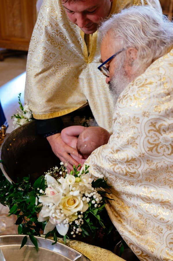 Fotografie de Vision Photography By Geo Dolofan la Biserica Sfantul Miron Damaroaia