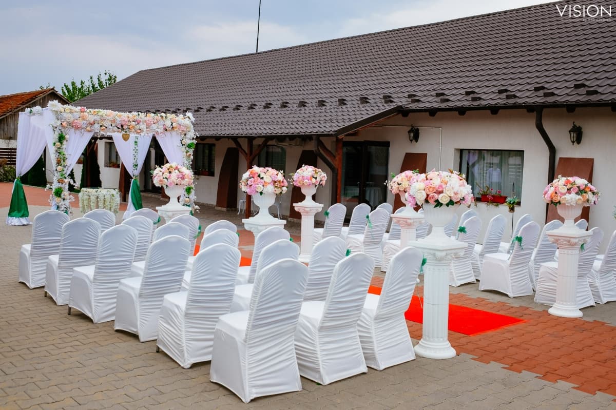 Fotografie de Vision Photography By Geo Dolofan la Restaurant Rustic Delux