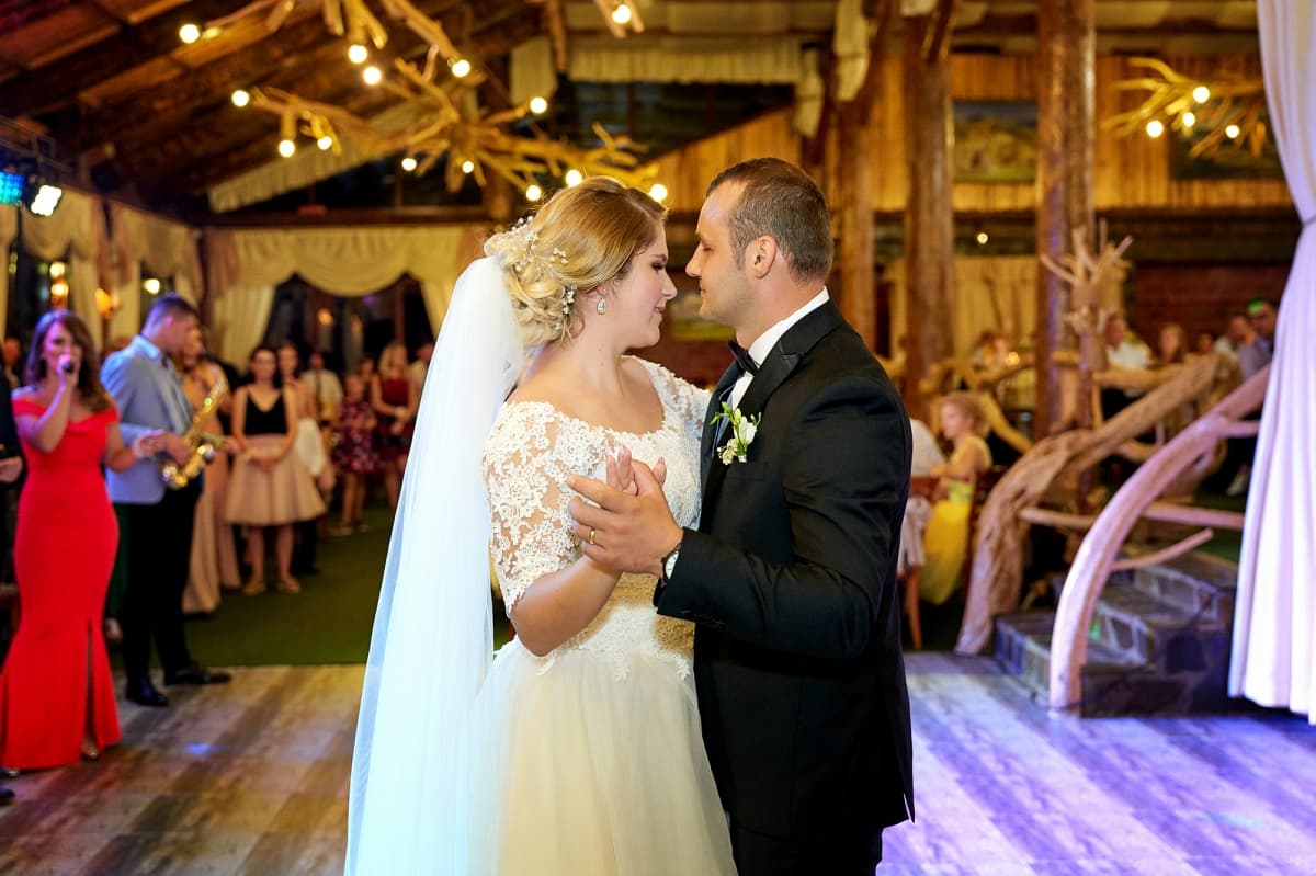 Pensiunea Vanatorul - locatie pentru nunti in Durău, Neamț