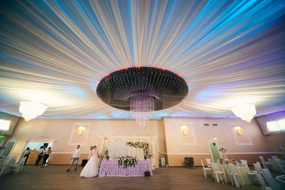 Ballroom President - locatie pentru nunti in Adjud, Vrancea