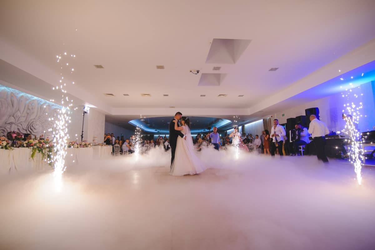 2 Cocosi - locatie pentru nunti in Horezu, Vâlcea