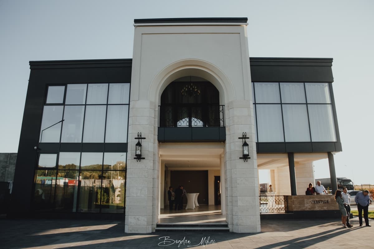 Fotografie de Bogdan Mihai la Prestige Confort