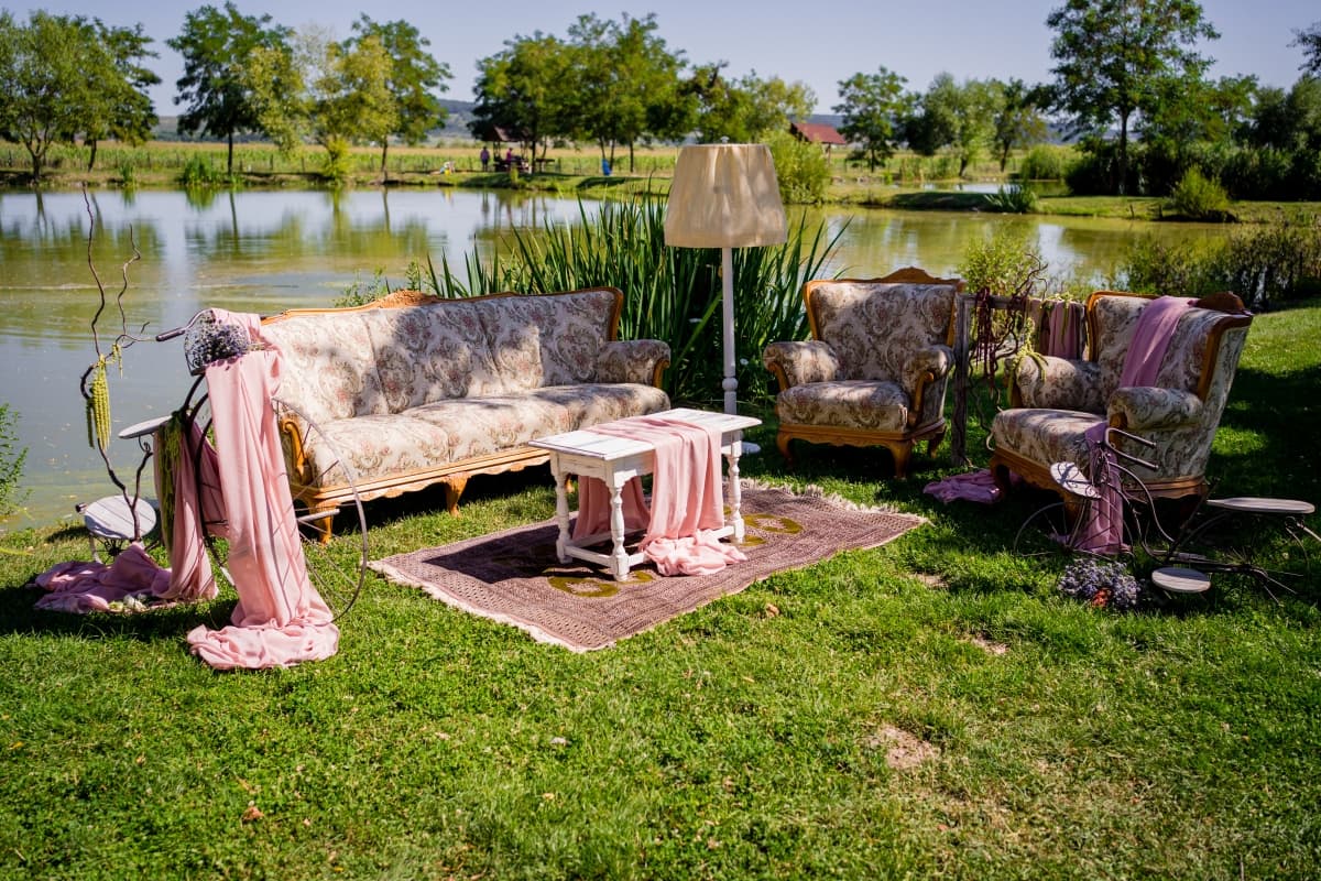 Fotografie de Alpar Lukacsi  la Cortul Ana