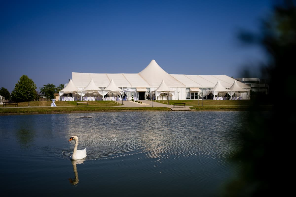 Fotografie de Alpar Lukacsi  la Centrul de Evenimente RAB