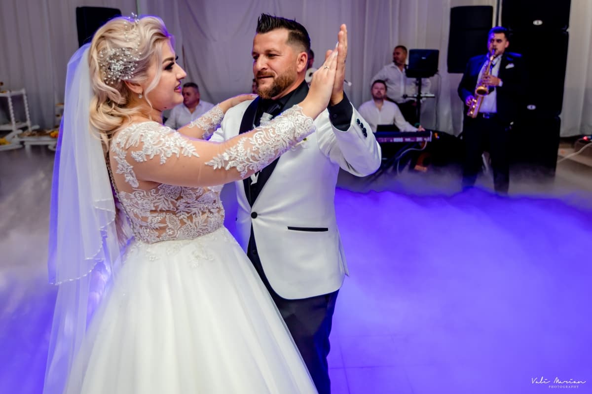 Caminul Cultural Vinga - locatie pentru nunti in Vinga, Arad