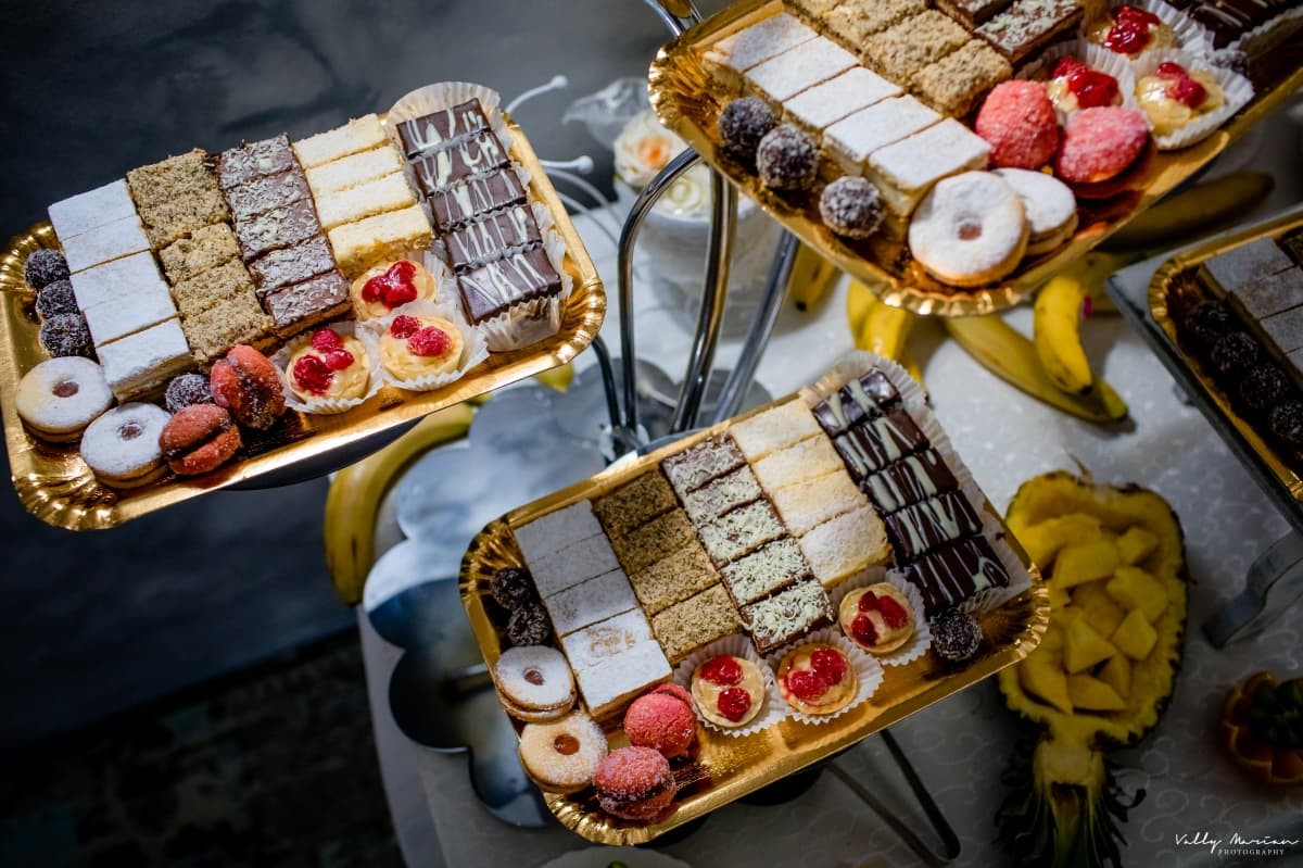 Cover Apple - locatie pentru nunti in Fântânele, Arad