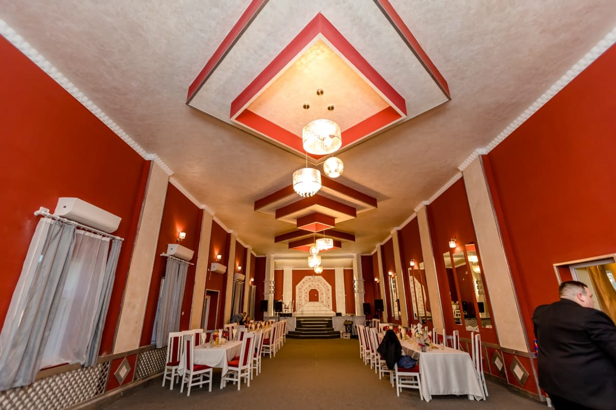 Caminul Cultural Mandruloc - locatie pentru nunti in Cicir, Arad