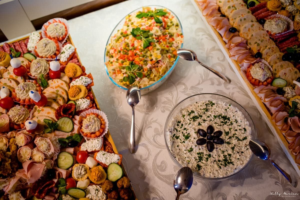 Restaurant Helix - locatie pentru nunti in Șofronea, Arad