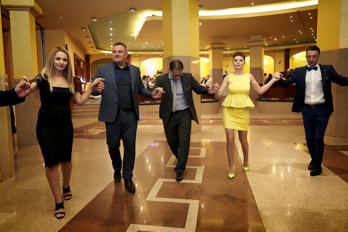 Fotografie de RA Foto Studio la Central Plaza Hotel