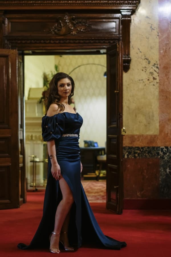 Fotografie de M Dima Foto Studio la Casa Vernescu